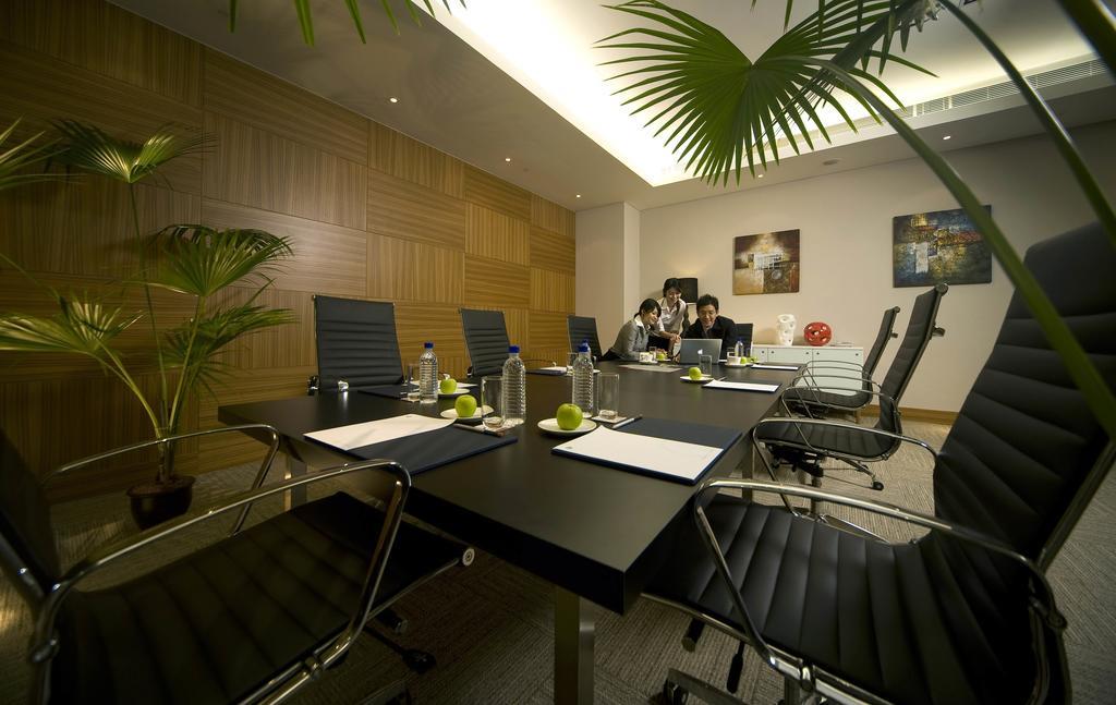 Hotel Pullman Kuching Facilités photo Meeting room at the hotel